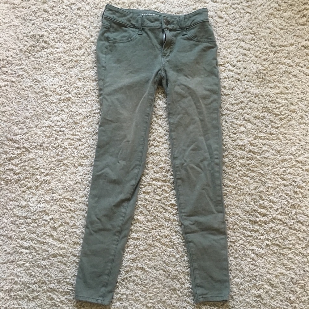 American Eagle Green Jeggings (Size 0 short!)